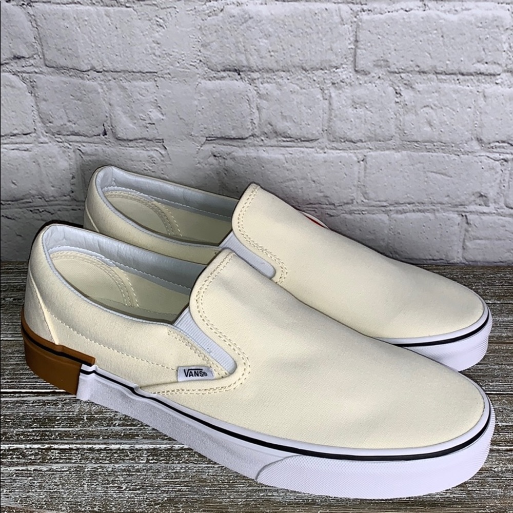 VANS Classic Slip-On Shoes Men’s 11 Nwt